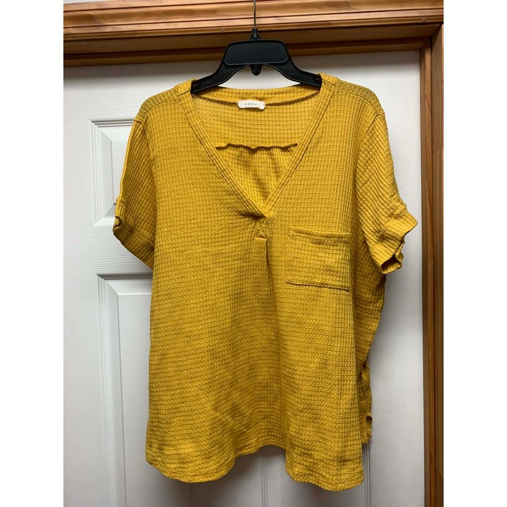 Entro Mustard Yellow Textured Top Size 2XL V Neck Pocket Blouse